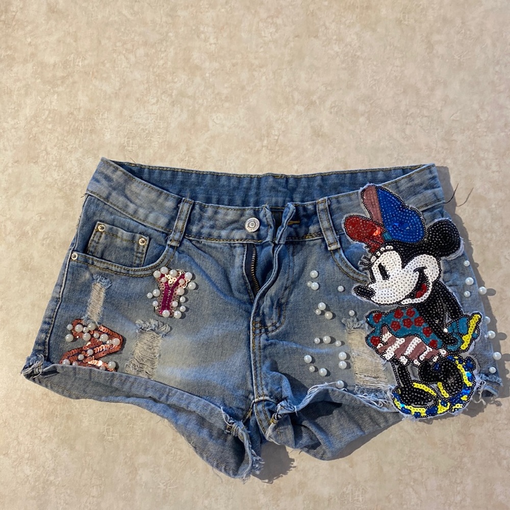 Minnie Mouse Short